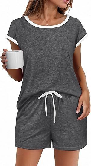 Short Sleeve Color-block Crew Neck Top Waist Drawstring Suit